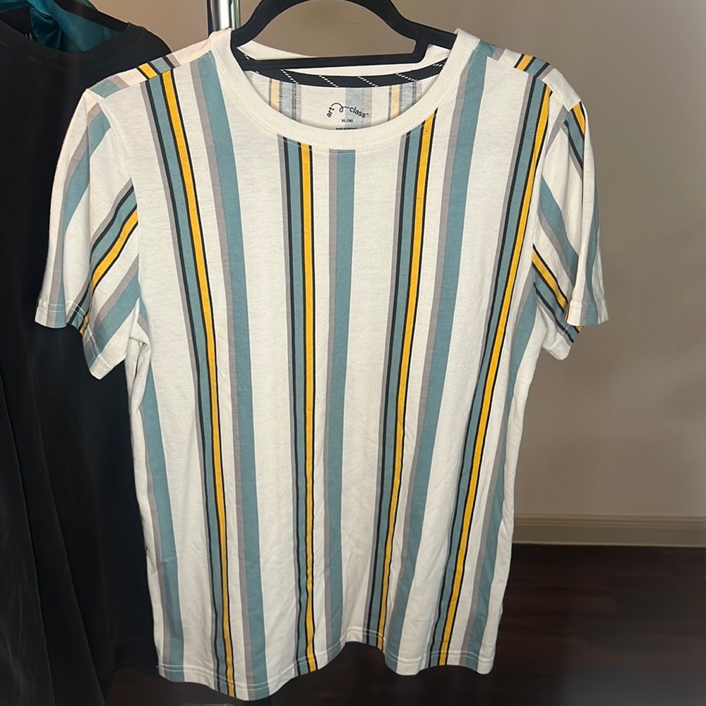Boys stripe tee